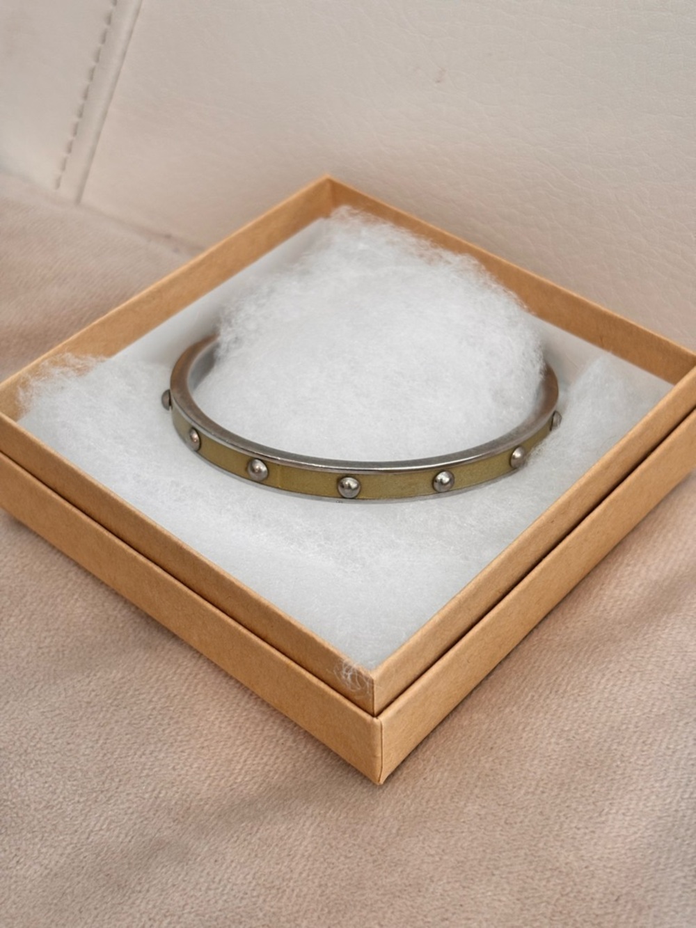 COACH Vintage Nail Head Multi Rivets Gold Tone Bangle Bracelet - Picture 2 of 11